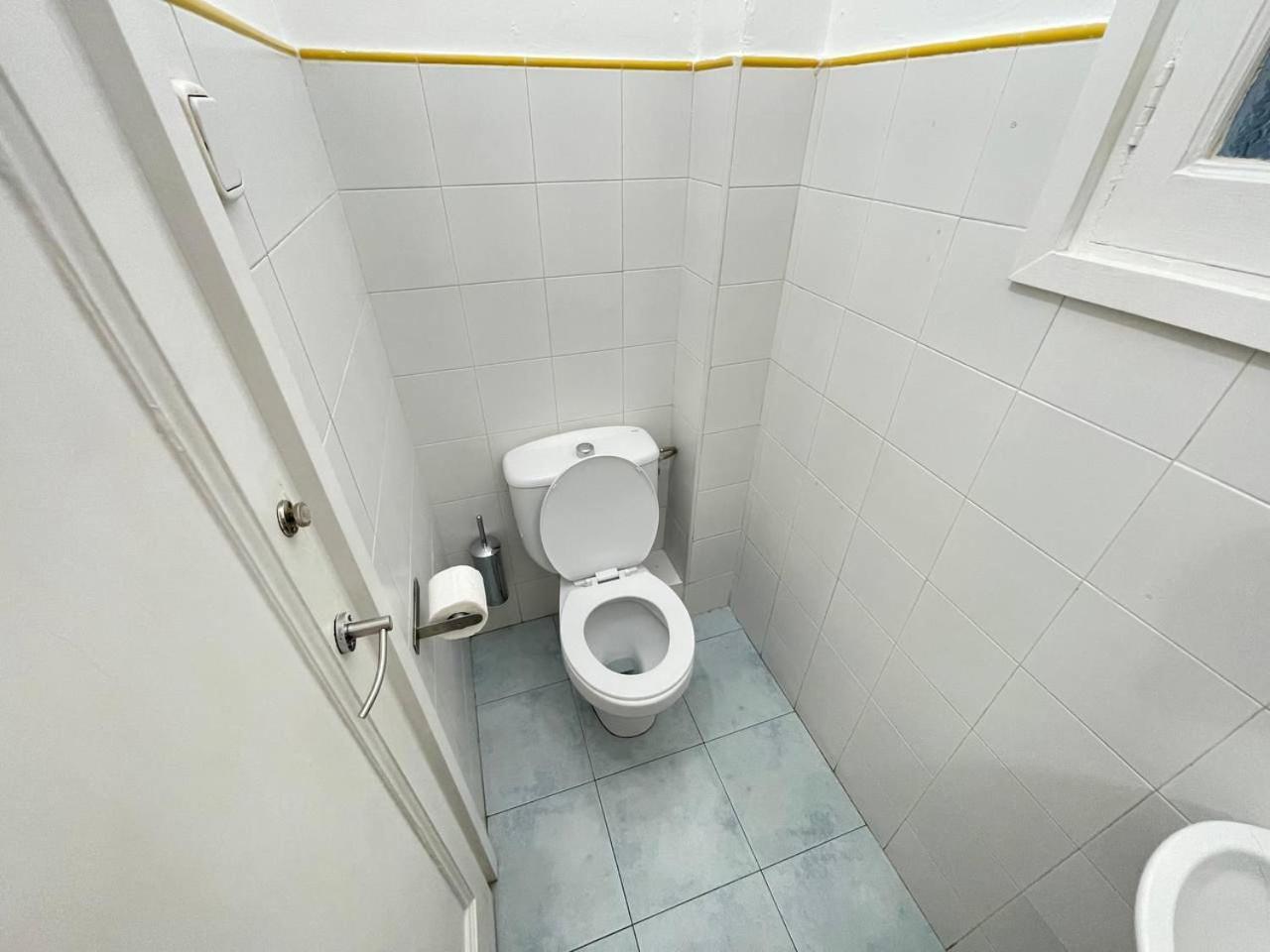 Rooms Villaroel Барселона Екстериор снимка