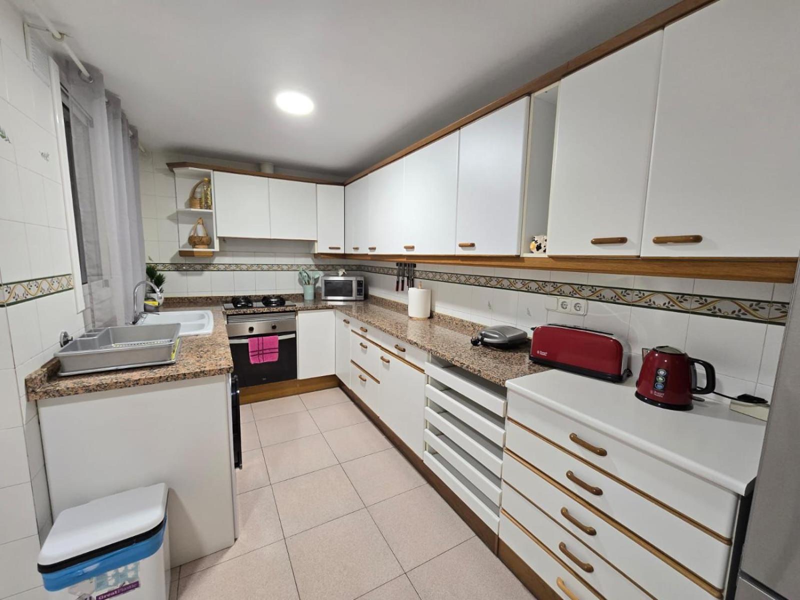 Rooms Villaroel Барселона Екстериор снимка