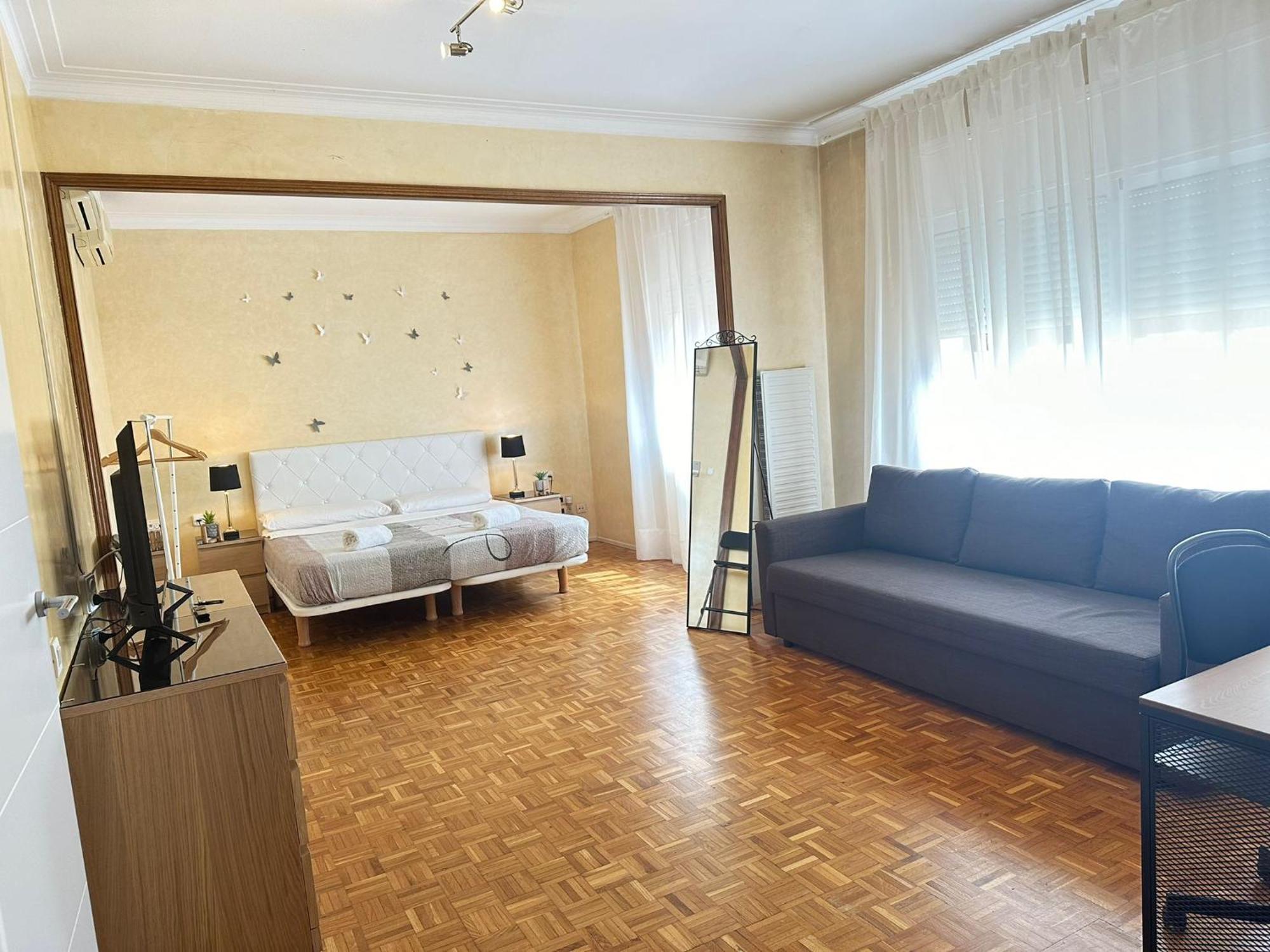 Rooms Villaroel Барселона Екстериор снимка
