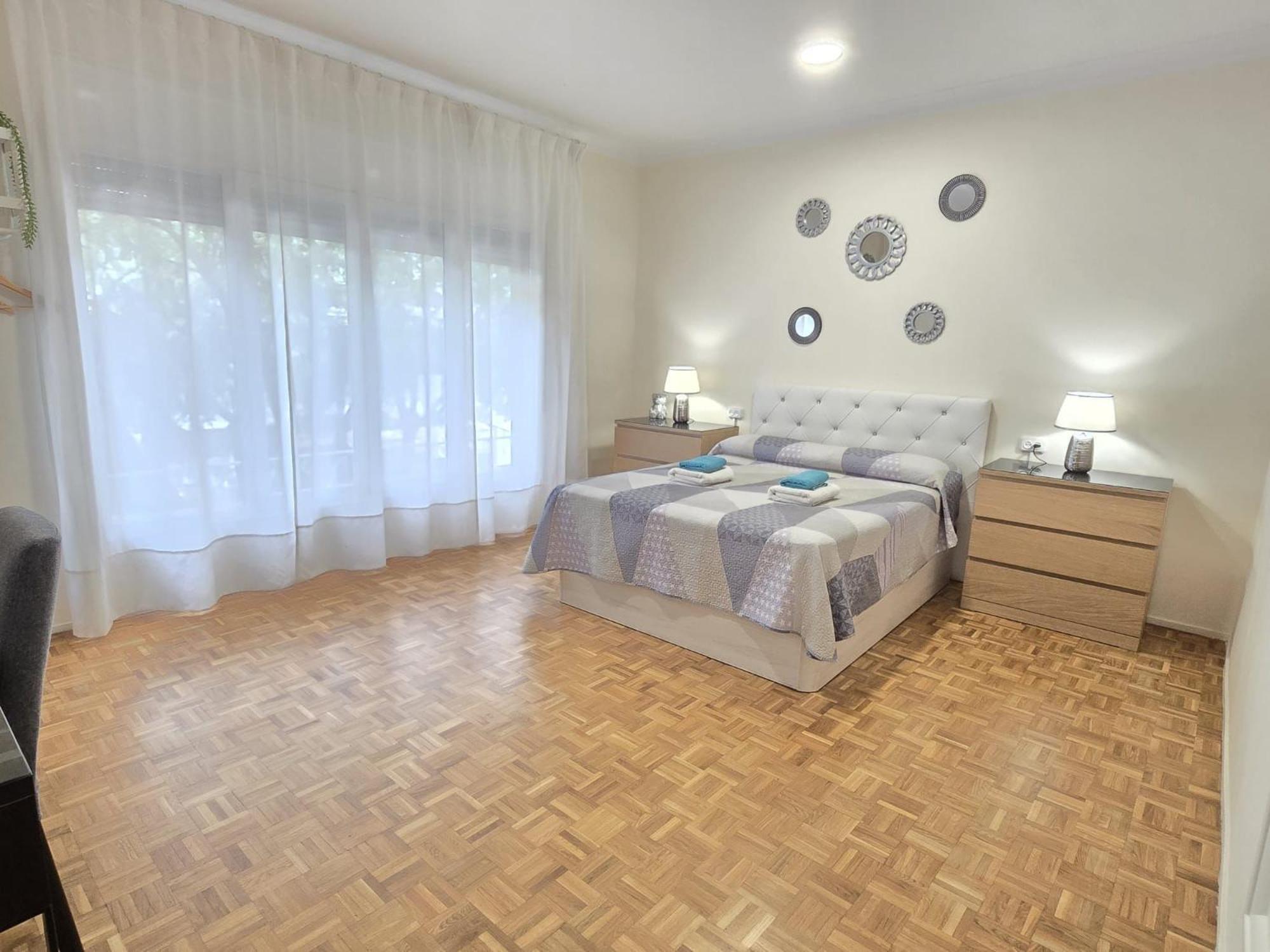 Rooms Villaroel Барселона Екстериор снимка